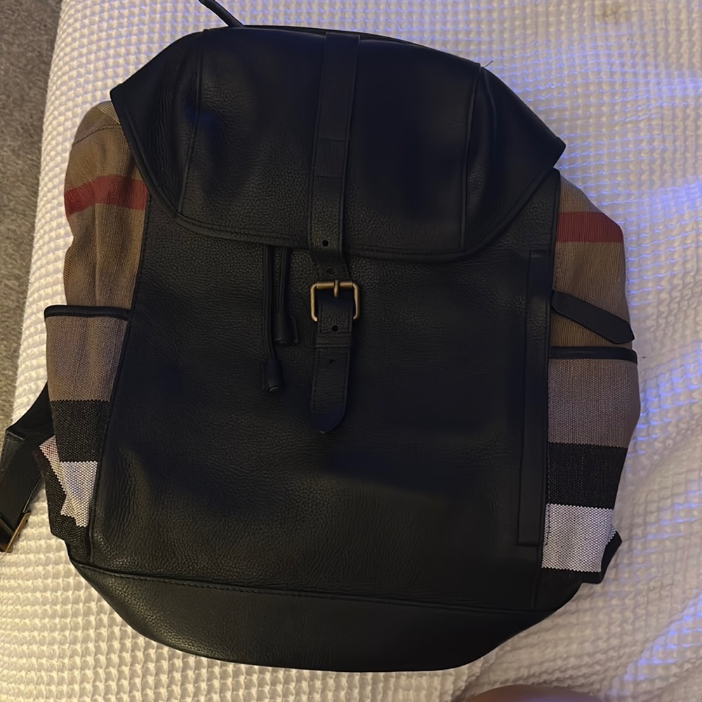 Burberry Drifton Black Canvas Backpack. Authentic and worn once